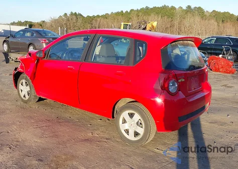 2009 Pontiac G3 z USA, uszkodzony, nr VIN KL2TD66EX9B646089